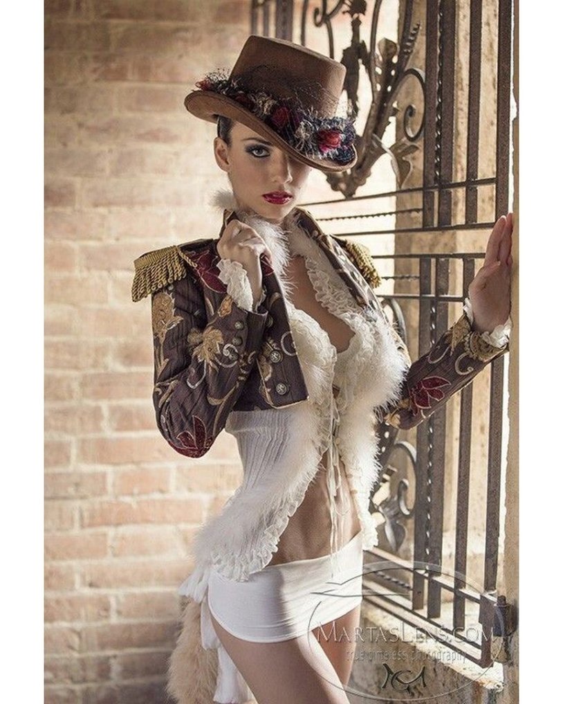 Maria Antoinette Burleske