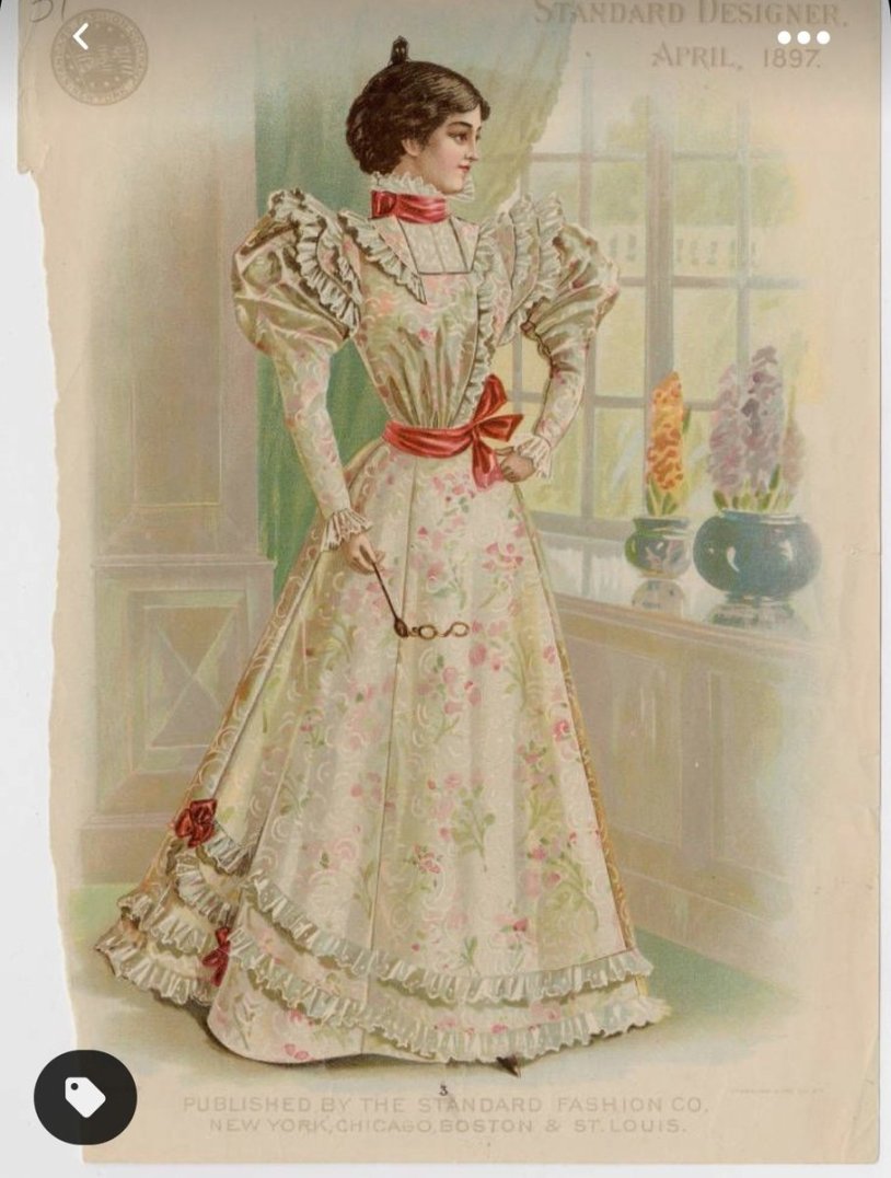 The queen's vampire costume