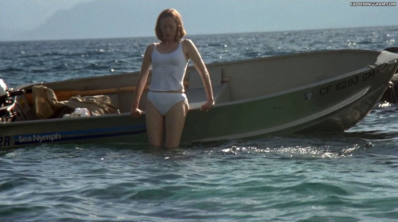 Dakota Johnson breasts in the movie