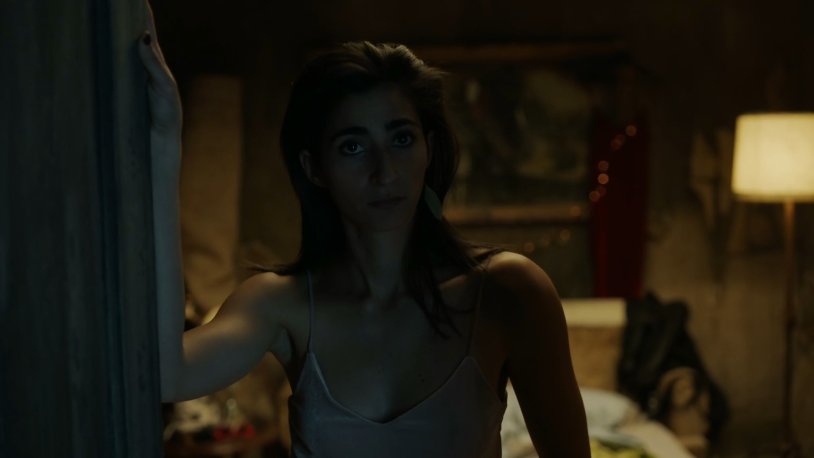 Alba Flores and Ursula Korbero