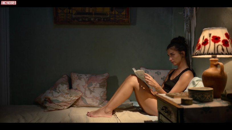 Sanjar and Mavi Kiss