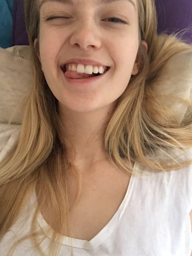 Chanel Christian Gray Cumshot