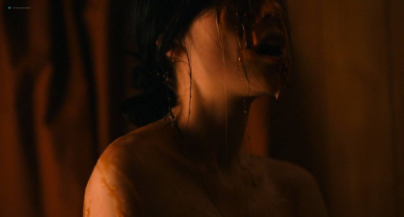 Singer Claire Boucher