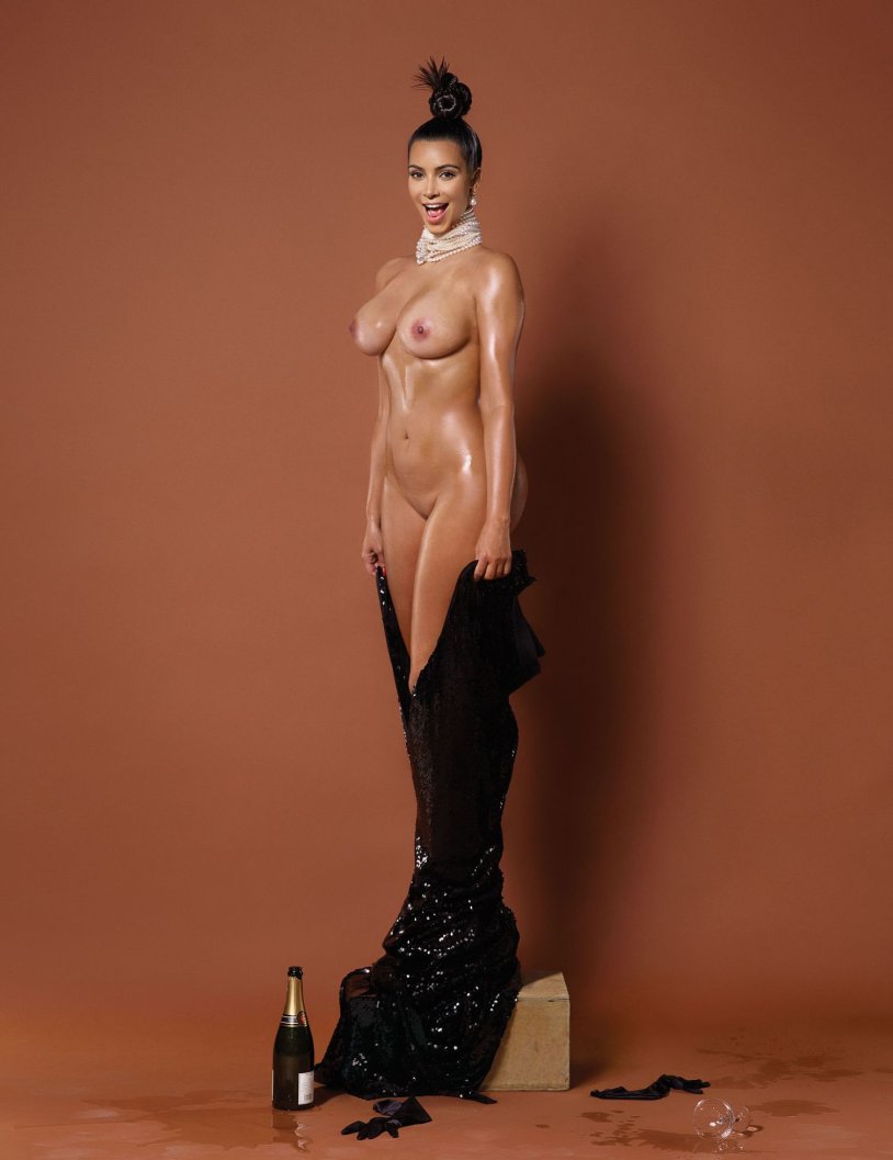 Kim Kardashian nude