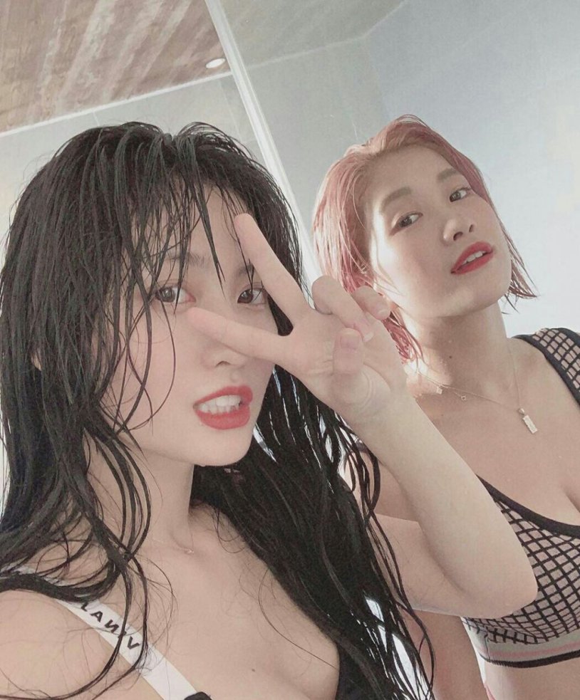 Twice Momo and Sana Aesthetics