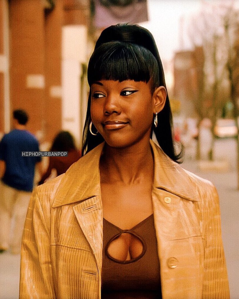 Melissa Mendini on the street