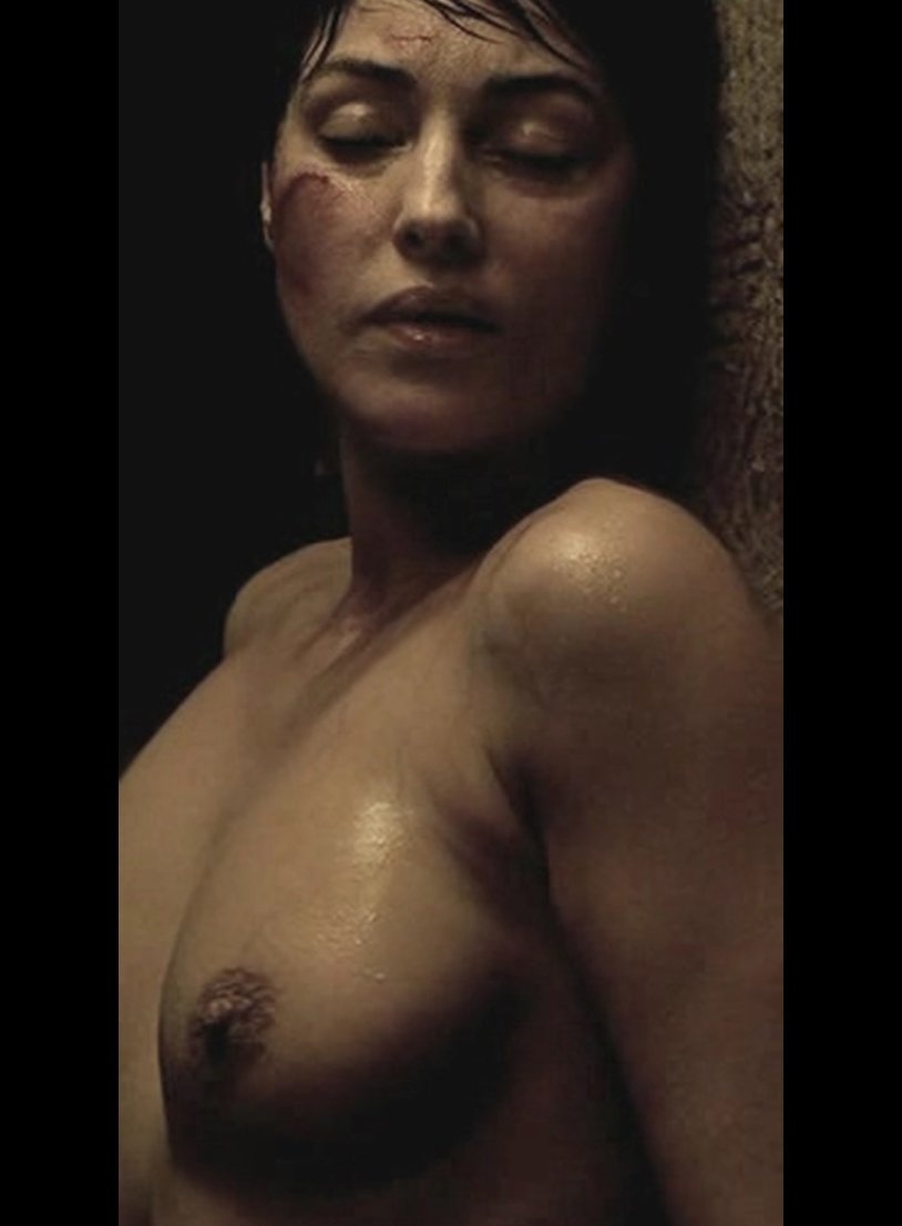 Monica Bellucci breasts