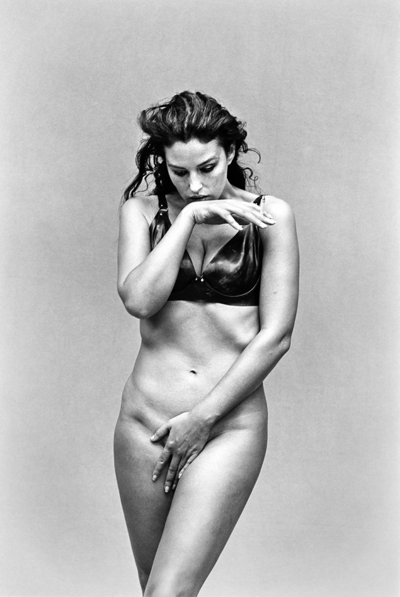 Monica Belluchi Naked 1990