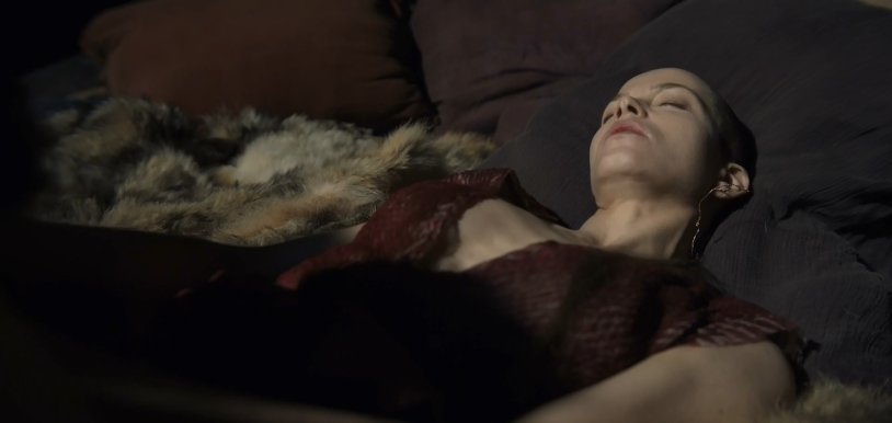 Sylvia Hux Koroleva Kane