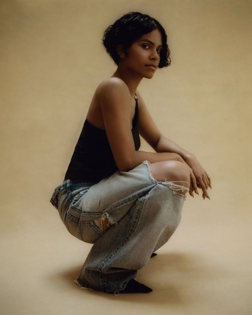 Zazi Bitz in a swimsuit