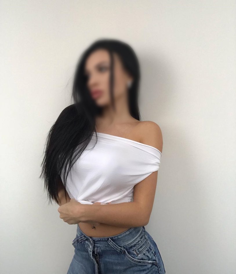 Rachel Cook in underwear