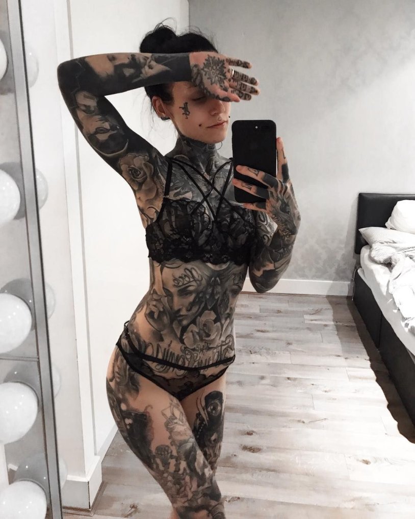 Monami Frost photo in a swimsuit