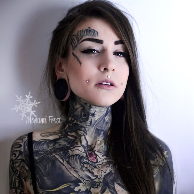 Monami Frost Chikano