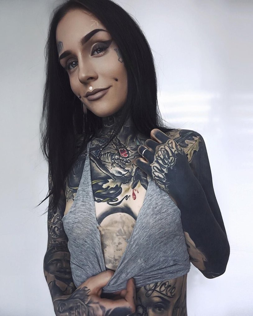 Monami Frost with my daughter