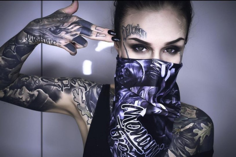 Monami Frost without tattoos