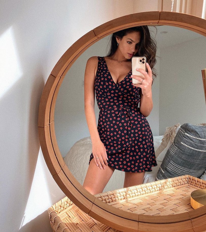 Christen Harper Selfie