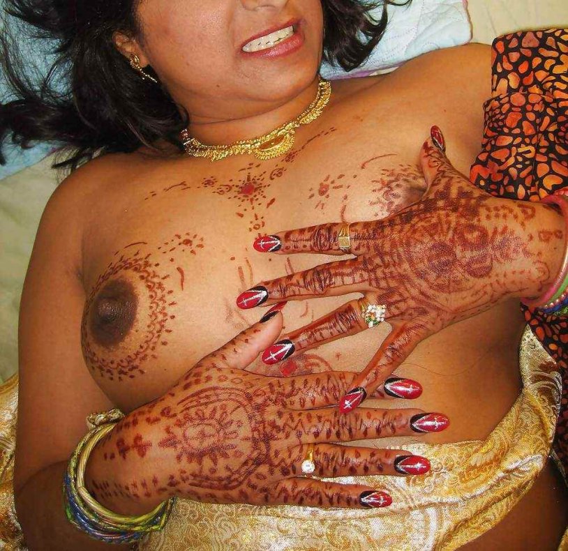 Pakistani nipples boobs