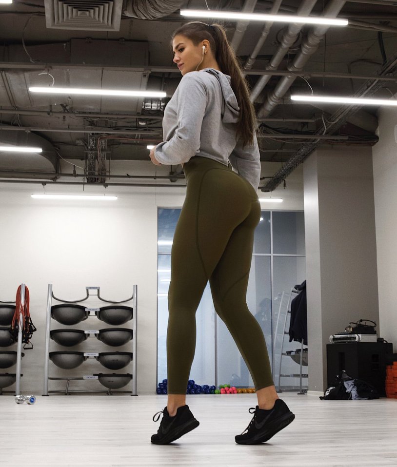 Valeria Beovulf Hot photo shoot