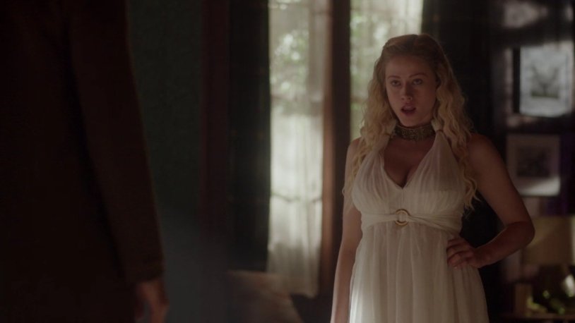 Stella Maiv Olivia Taylor Dudley