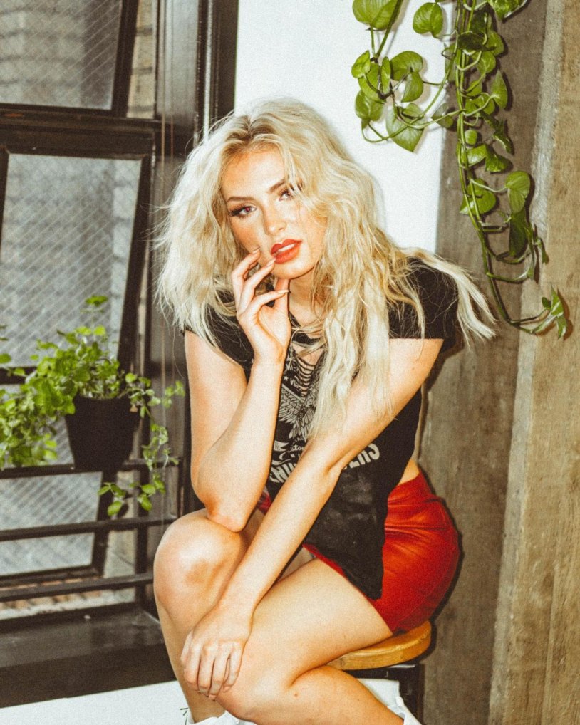 Saxon Sharbino is hot