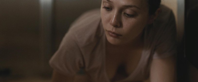 Elizabeth Olsen Naked in the movies