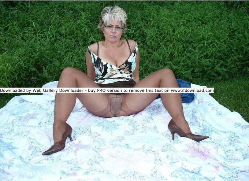 Fuck of a slender blonde with a short haircut