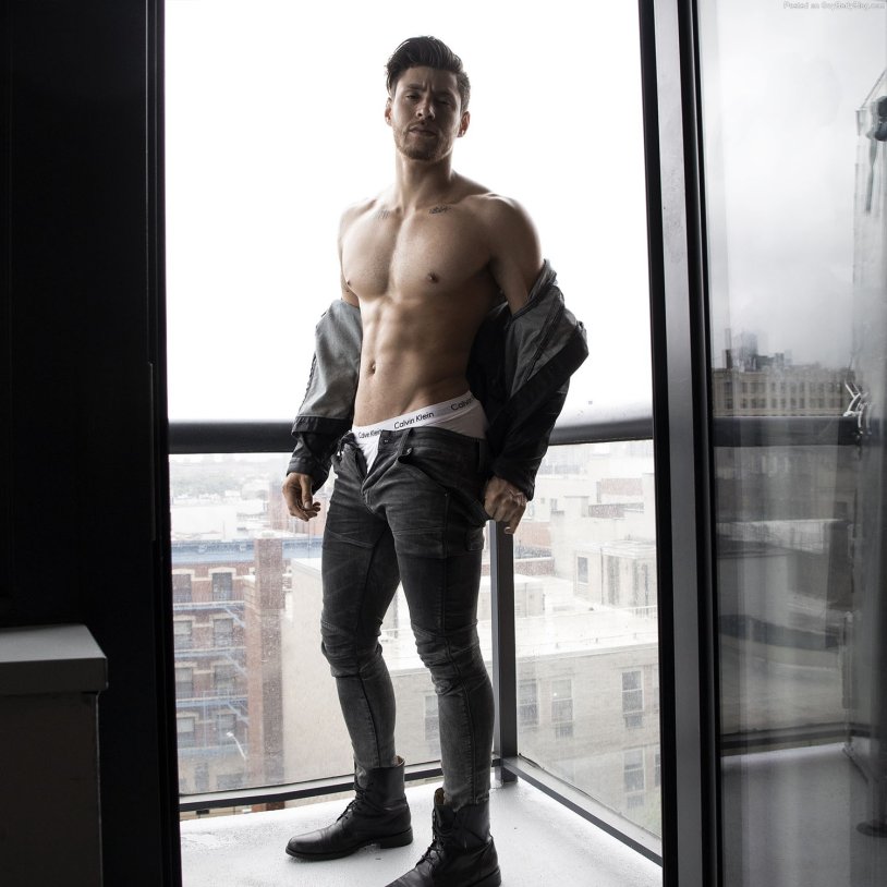 Eugenio Fernandez Adonismale