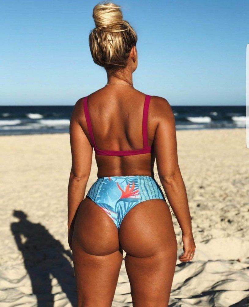 Karina Irby (Karina Irby):