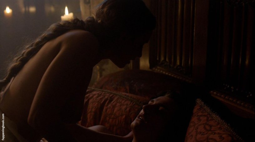 Rebecca Ferguson White Queen Nud