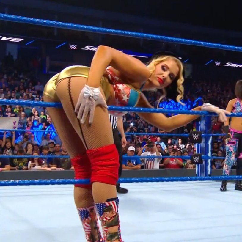 Lacey Foxx Naked Masturbation