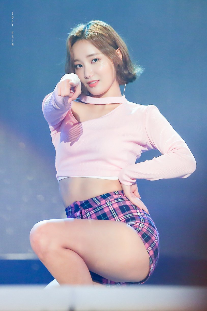 Nancy Momolend Slum 18