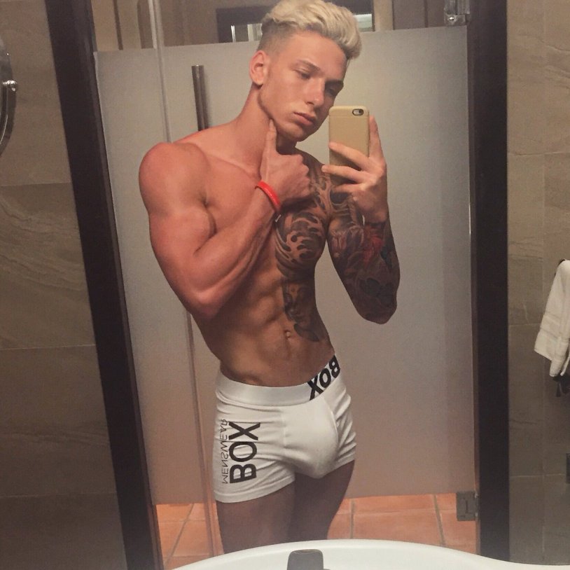 Carrie Chambers actress