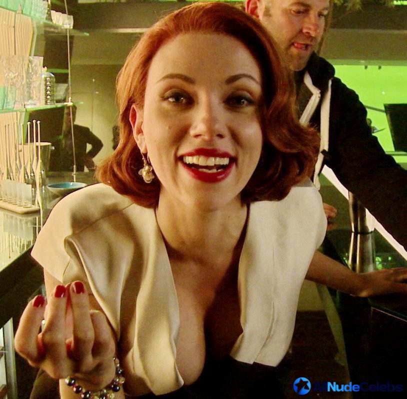 Scarlett Johansson Nipples