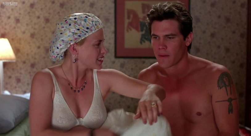 Many beautiful naked women