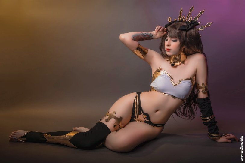 Amanda Seyfrid is merged