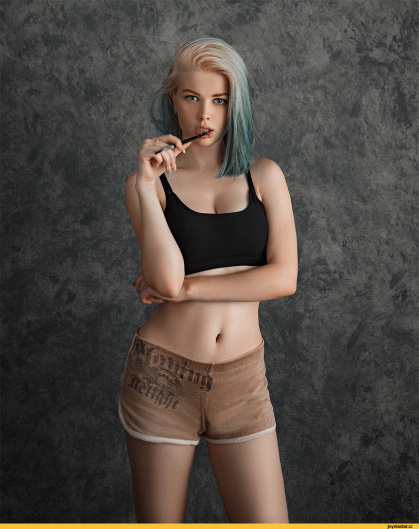 Mila Sivatskaya in the underwear Grand Lyon