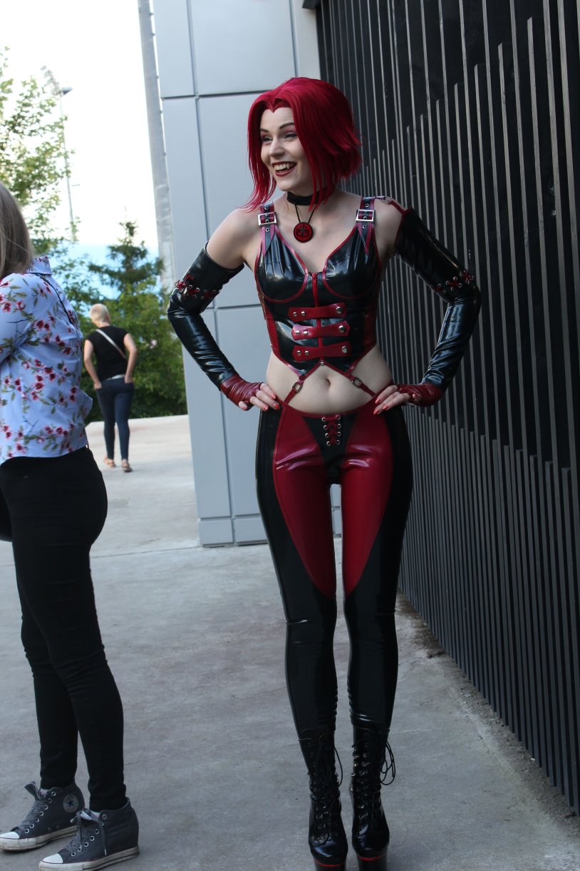 Anya ICHIOS BLOODRAYNE