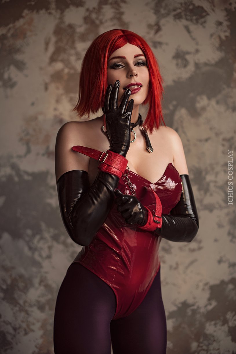 The red hair of the girl is a busty y