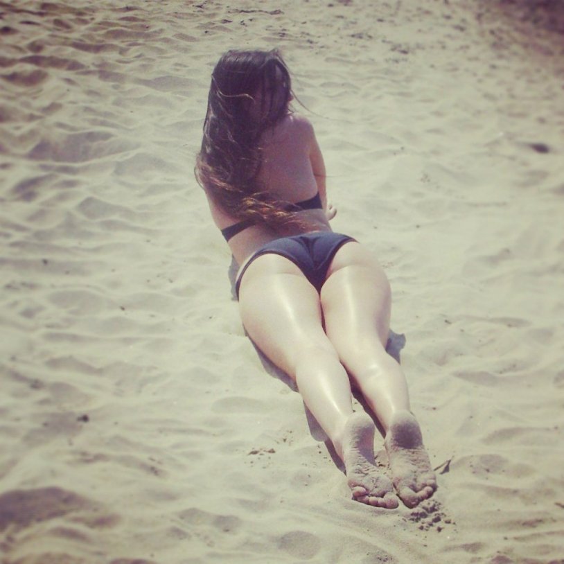 Photo hunting beach girl