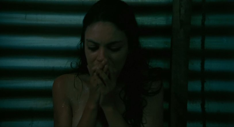 Black Swan Mila Kunis and Natalie Portman bed scene