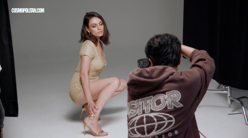 Breasts Mila Kunis in the film Oz