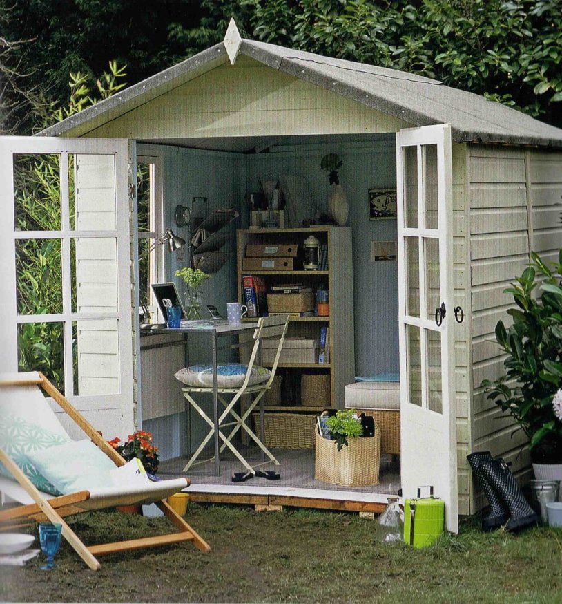 Little shed for a summer residence