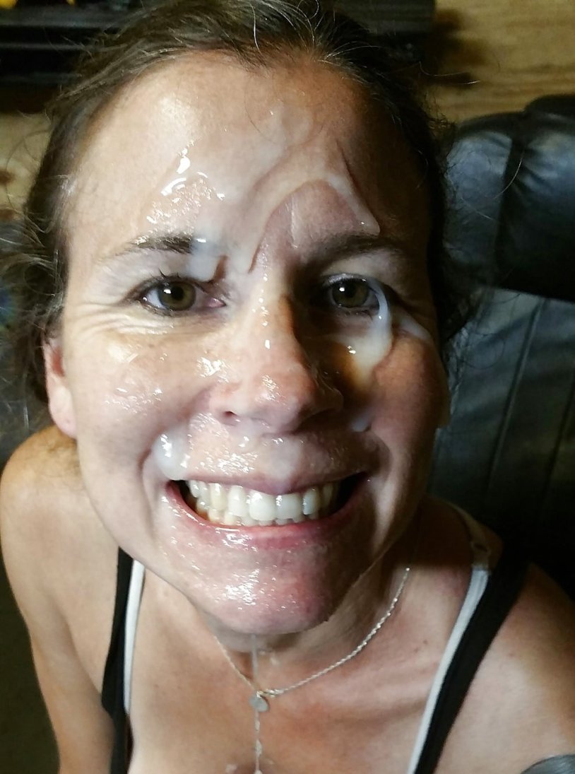 Cum on the face of an ugly girl