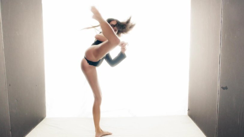 Sarah Dejarden in underwear