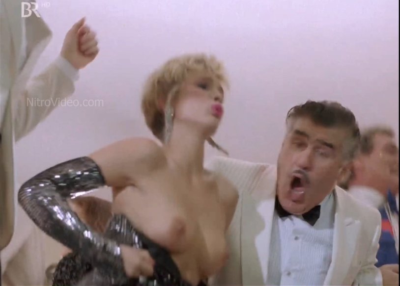 Hey Jay Lee Naked Tits