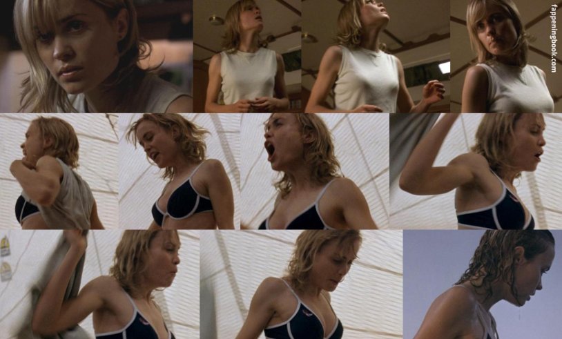 Tiero skovbay bed scenes