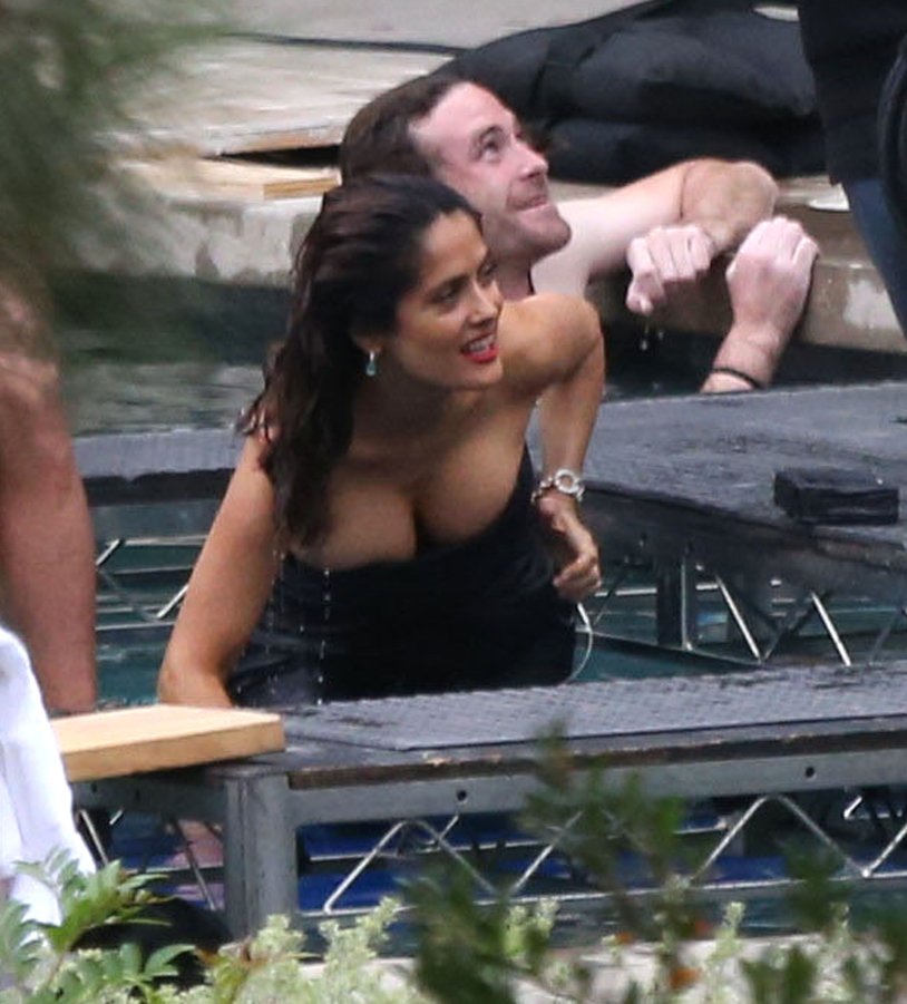 Salma Hayek How to Make Love Like An English Butt Nude