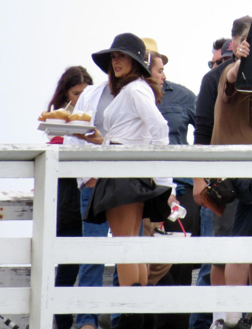 Naked Salma Hayek in the film ask the dust