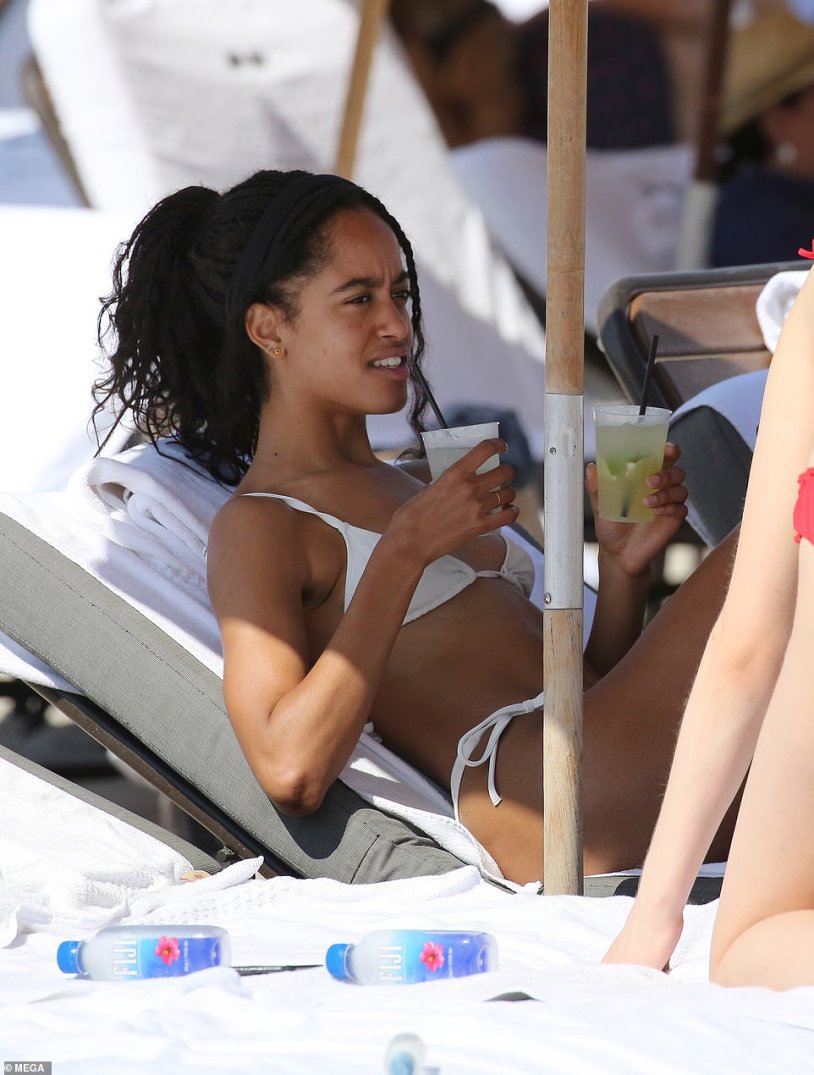 Malia Obama is growing
