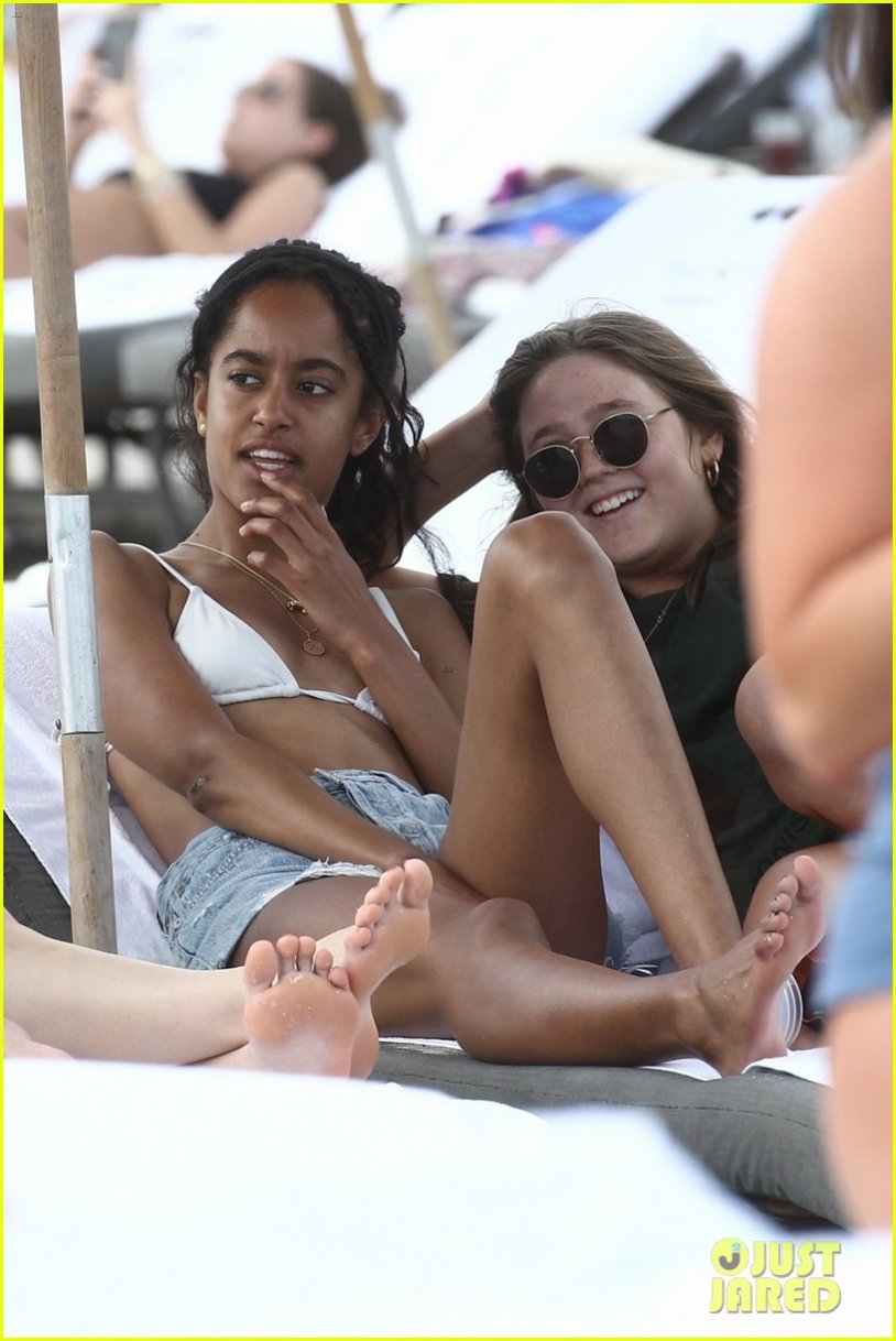 Malia Obama Tverk